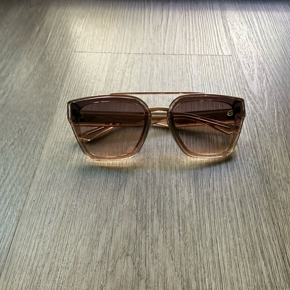 quay australia sweet talker brown modern square brow bar sunglasses eyewear NEW - Picture 1 of 4